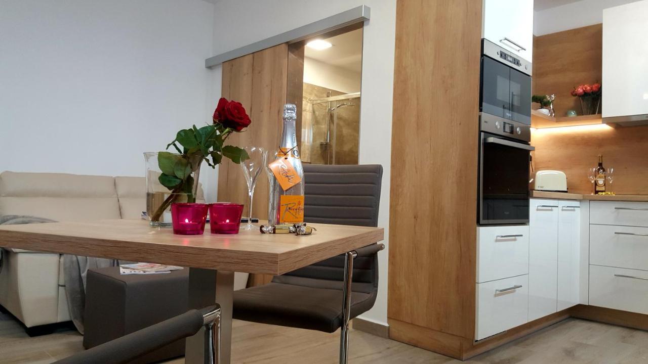 Village Romantic Near Cesky Krumlov - Adult Only Strizov