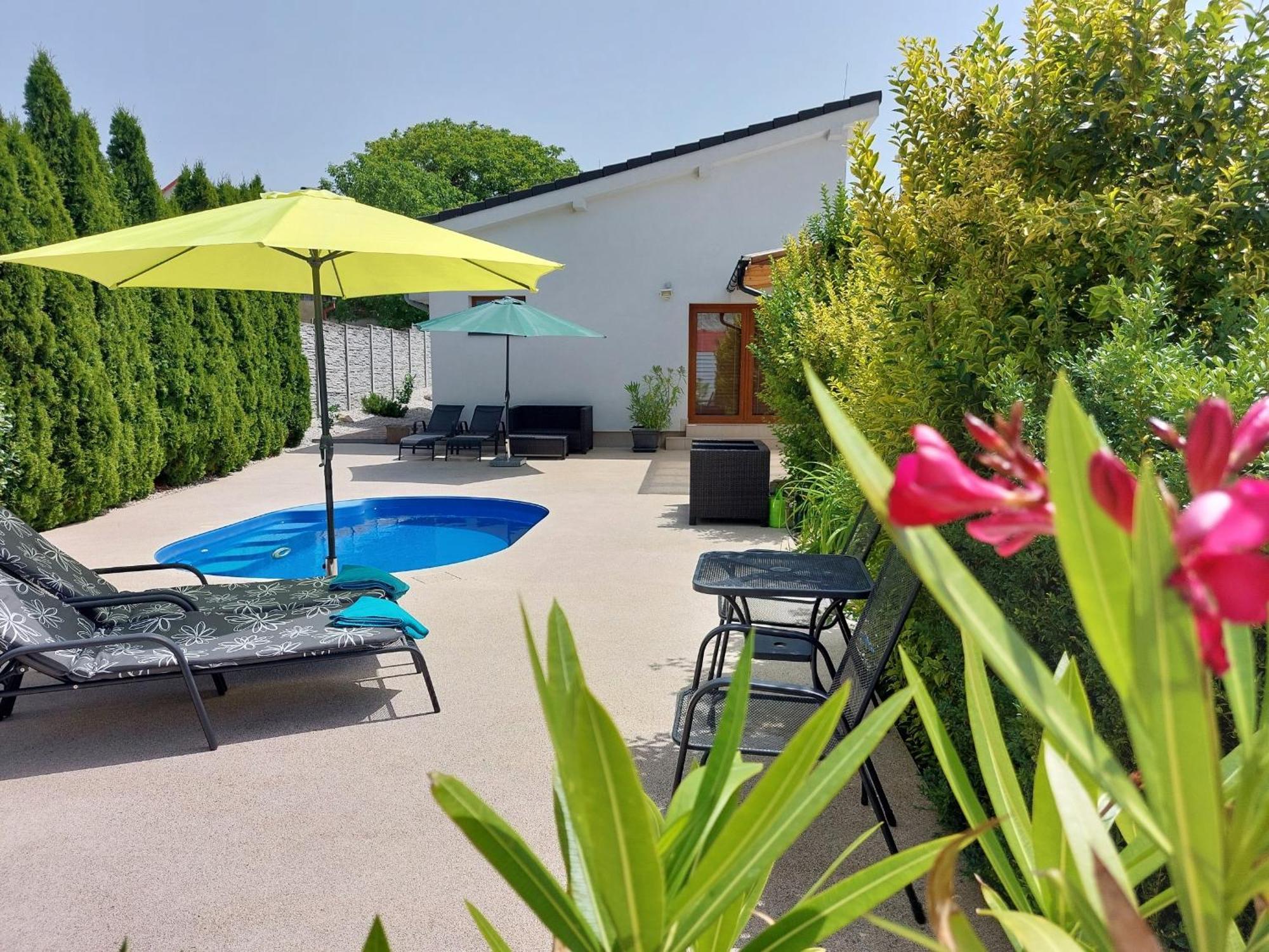 Village Romantic Near Cesky Krumlov - Adult Only Apartment
