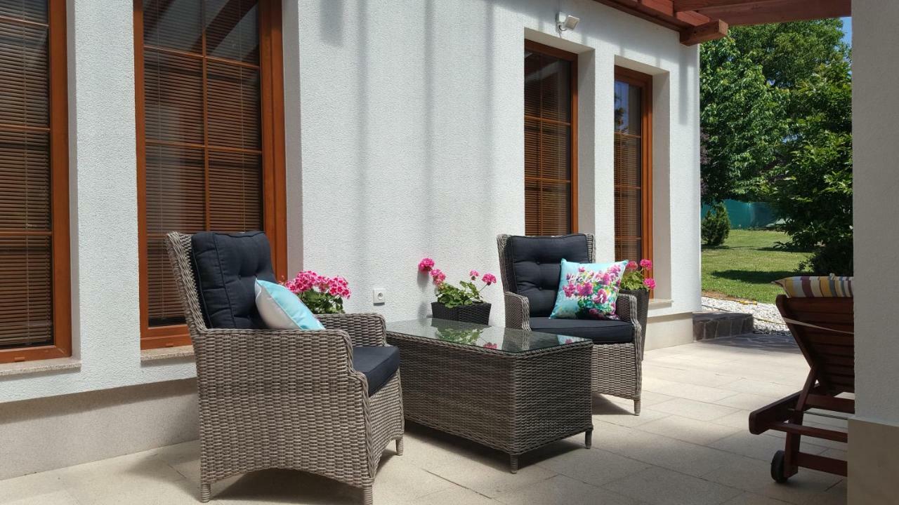 Village Romantic Near Cesky Krumlov - Adult Only Strizov